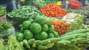 সবজির দামে আগুন, শিম ২০০ টাকা