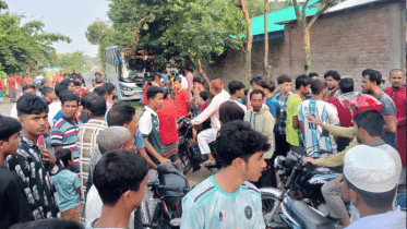 বকশীগঞ্জে ঘাতক বাস কেড়ে নিলো বউ-শাশুড়ির প্রাণ