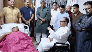ভূমিমন্ত্রীকে হাসপাতালে দেখতে গেলেন মির্জা আব্বাস