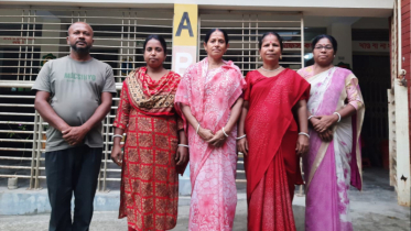 শিক্ষক-কর্মচারীদের নিরাপত্তা চেয়ে ইউএনওর কাছে লিখিত অভিযোগ