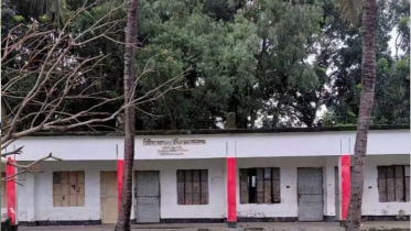 এমপিওভুক্ত শিক্ষকদের বিরুদ্ধে টাকার বিনিময়ে ক্লাস নেওয়ার অভিযোগ