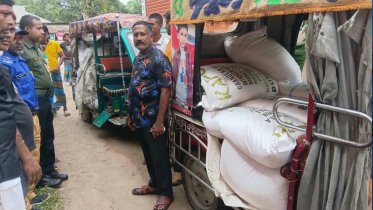 বকশীগঞ্জে অবৈধভাবে পাচারকালে ২৫ বস্তা সার জব্দ